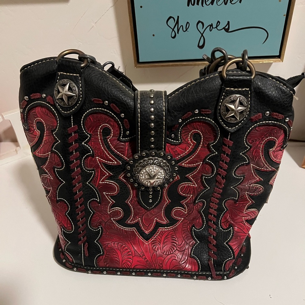 Montana West concealed carrier purse NWOT